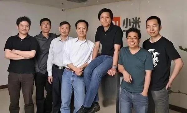 锐思考丨小米大换血,联合创始人全辞,卢伟冰上,手机江湖腥风血雨来了 锐思考丨小米大换血,联合创始人全辞,卢伟冰上,手机江湖腥风血雨来了