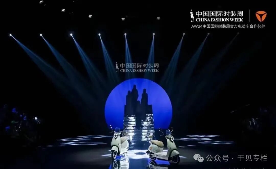 “电炉之王”雅迪骑行中突然起火，质量问题频发